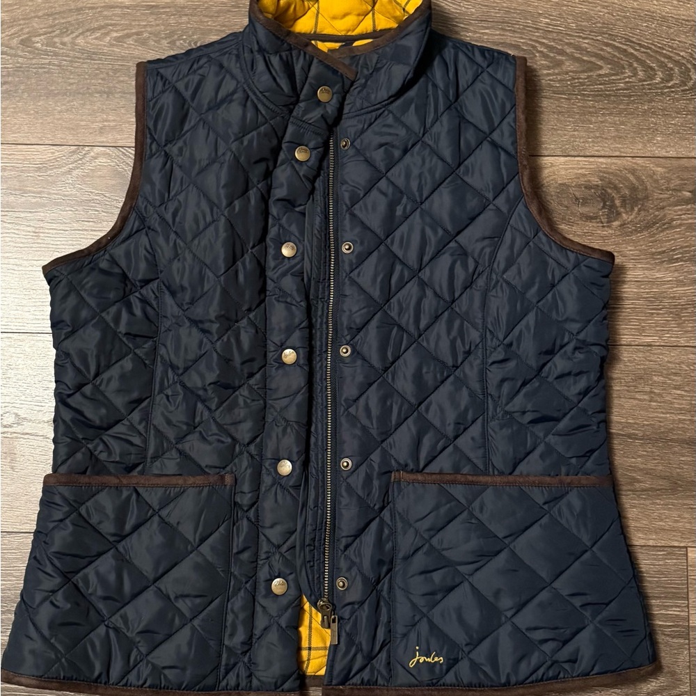 Joules Women's Navy Quilted Vest with Gold Yellow Interior